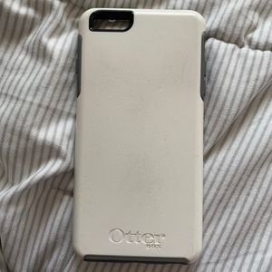 iPhone 6 Plus otter box case